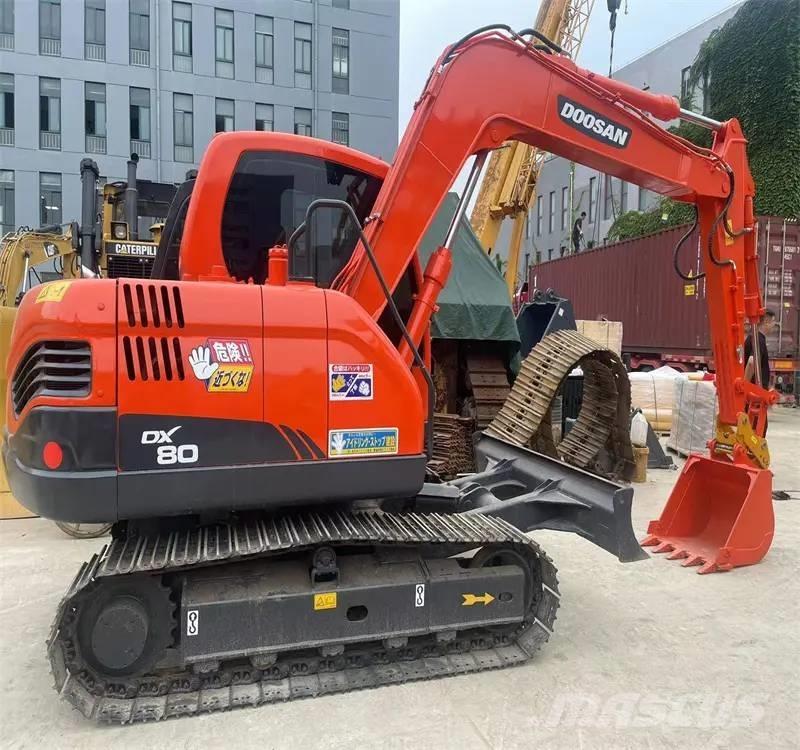 Doosan DX80 Середні екскаватори 7т. - 12т.