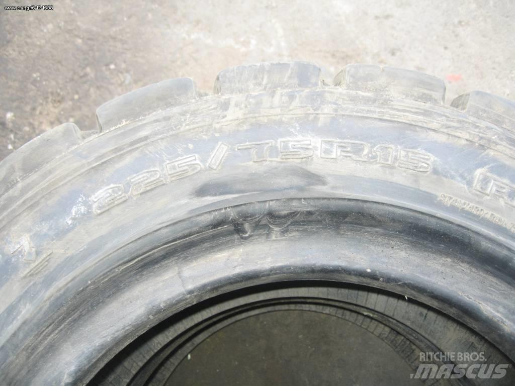  ΛΑΣΤΙΧΑ 28Χ9R15 Шини і колеса
