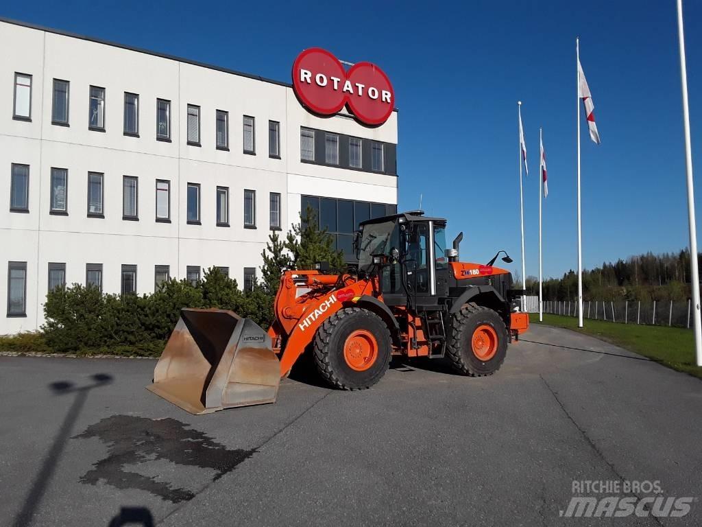 Hitachi ZW180-6 Фронтальні навантажувачі