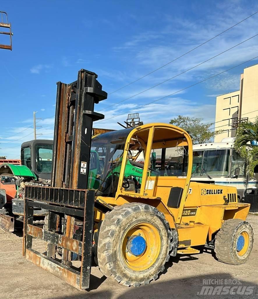 JCB S120 Навантажувачі підвищеної прохідності