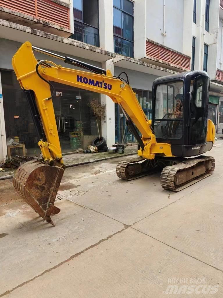 Komatsu PC 35 R-8 Міні-екскаватори < 7т