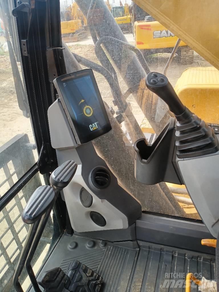 CAT 336GC Гусеничні екскаватори
