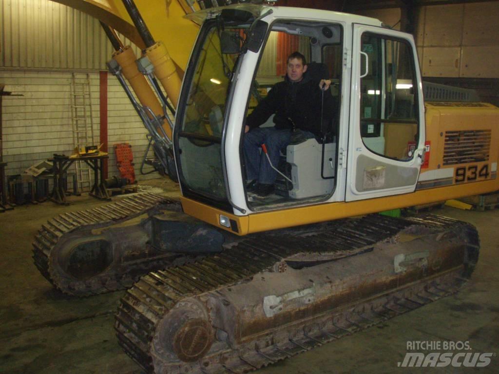 Liebherr 934 Гусеничні екскаватори