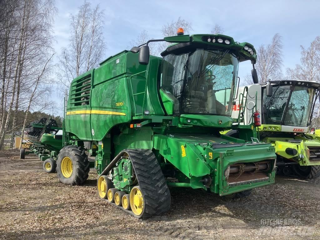 John Deere 670i Зернозбиральні комбайни