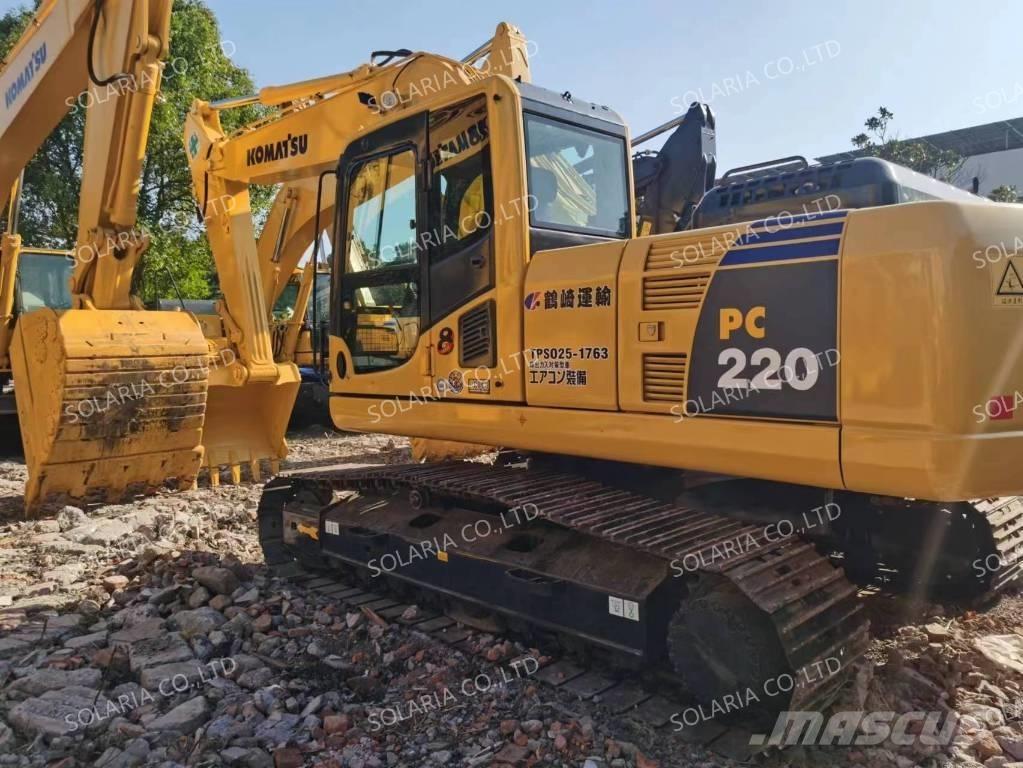 Komatsu PC 220-8 Гусеничні екскаватори