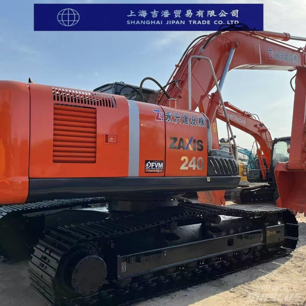 Hitachi ZX 240 Гусеничні екскаватори
