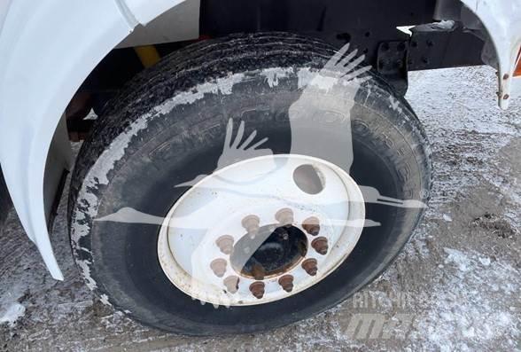 Altec AM900 Автовишки на базі вантажівки