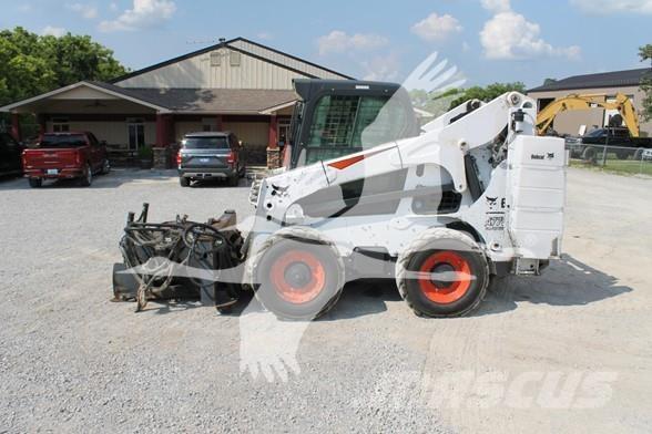 Bobcat A770 Міні-навантажувачі