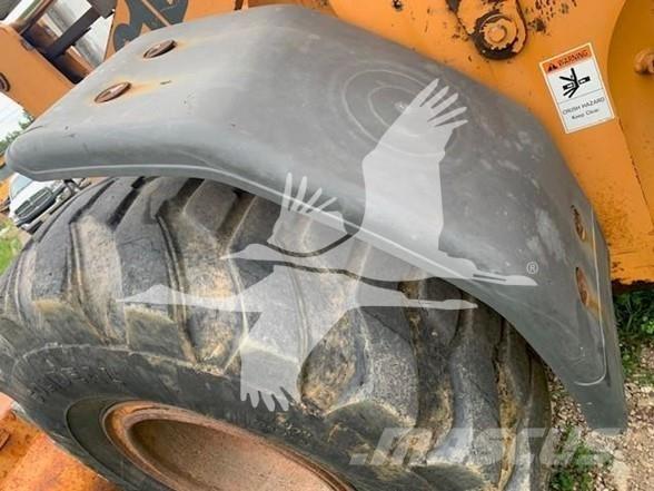 CASE 621D Фронтальні навантажувачі
