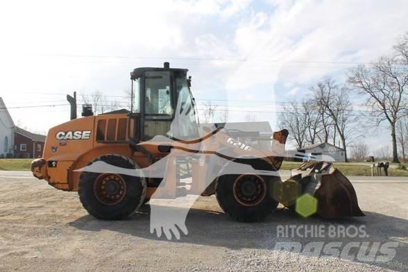 CASE 621F Фронтальні навантажувачі