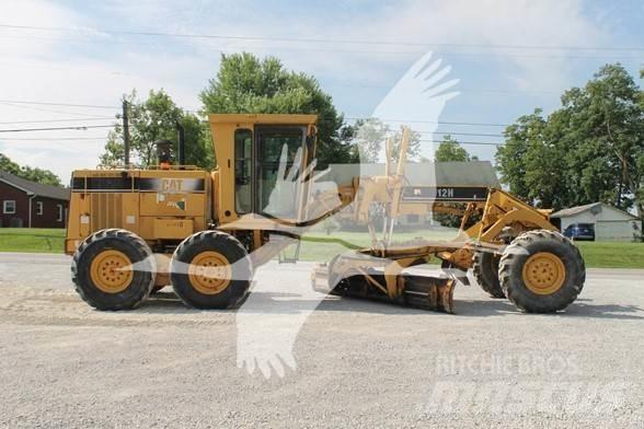 CAT 12H Грейдери