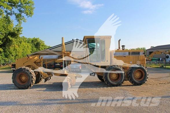 CAT 12H Грейдери