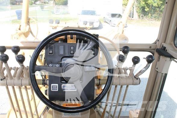 CAT 12H Грейдери