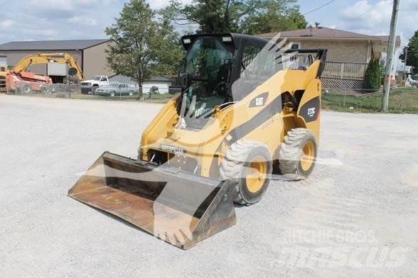 CAT 272C Міні-навантажувачі