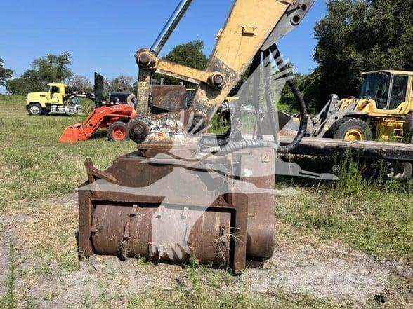 CAT 321D LCR Лісові мулчери