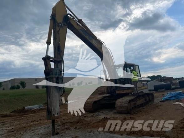 CAT 322BL Гусеничні екскаватори