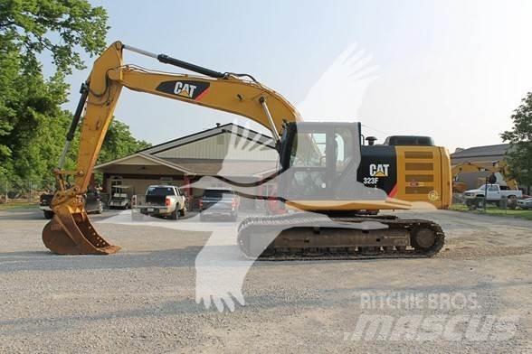 CAT 323FL Гусеничні екскаватори