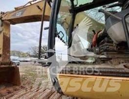 CAT 330CL Гусеничні екскаватори