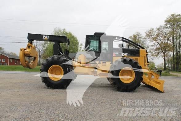 CAT 545C Трельовочні трактора