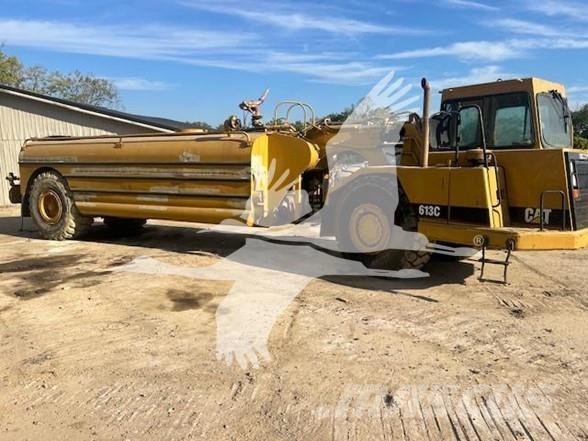 CAT 613C Поливальні машини