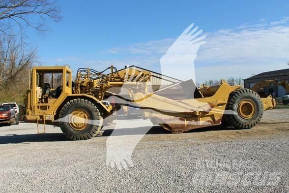 CAT 621F Скрепери