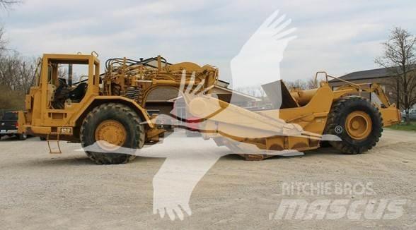 CAT 621F Скрепери