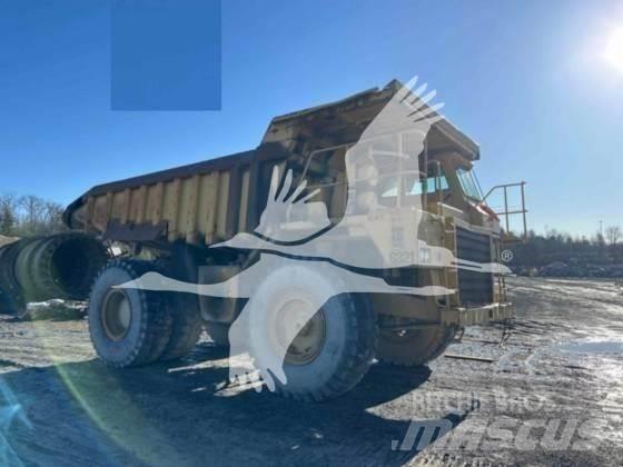 CAT 773B Зчленовані самоскиди