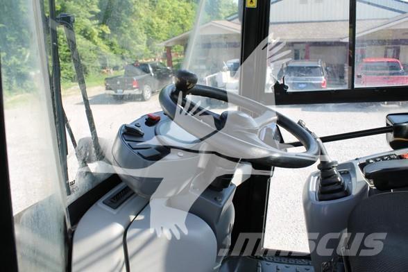 CAT 914M Фронтальні навантажувачі