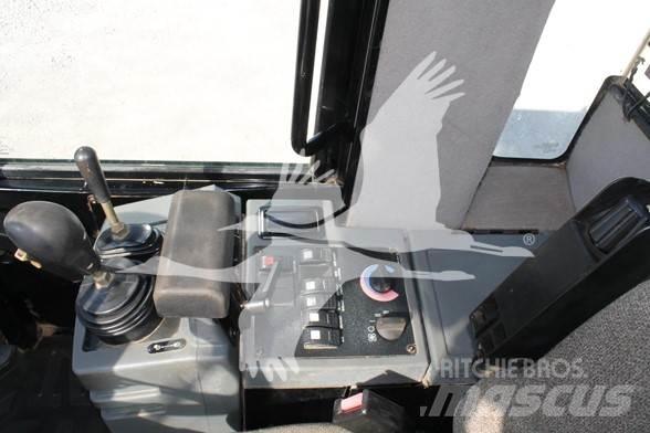 CAT 924G Фронтальні навантажувачі