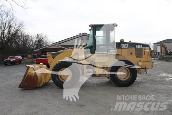 CAT 928G Фронтальні навантажувачі