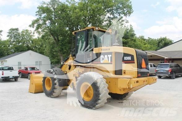 CAT 930G Фронтальні навантажувачі