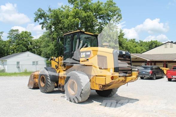 CAT 930K Фронтальні навантажувачі