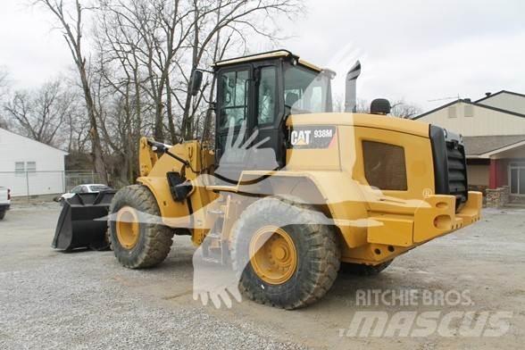 CAT 938M Фронтальні навантажувачі