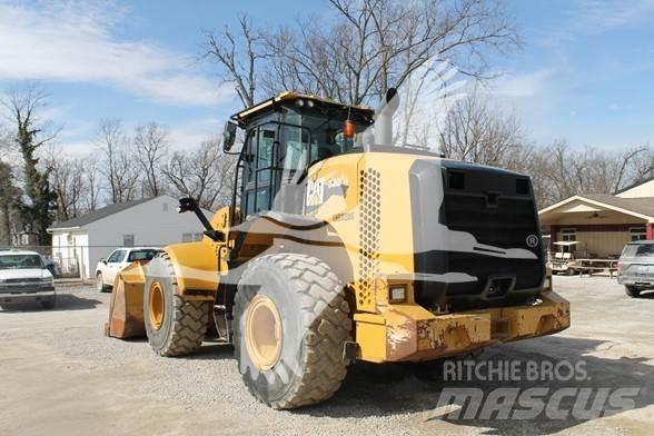 CAT 950M Фронтальні навантажувачі