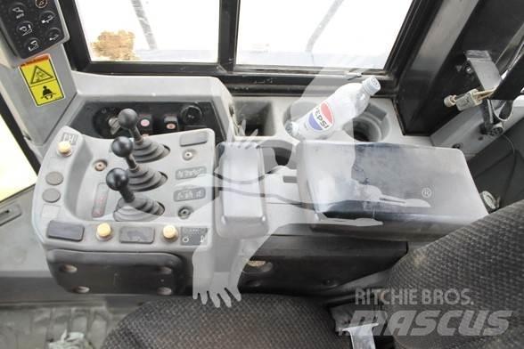 CAT 972K Фронтальні навантажувачі