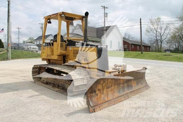 CAT D3C III Гусеничні бульдозери