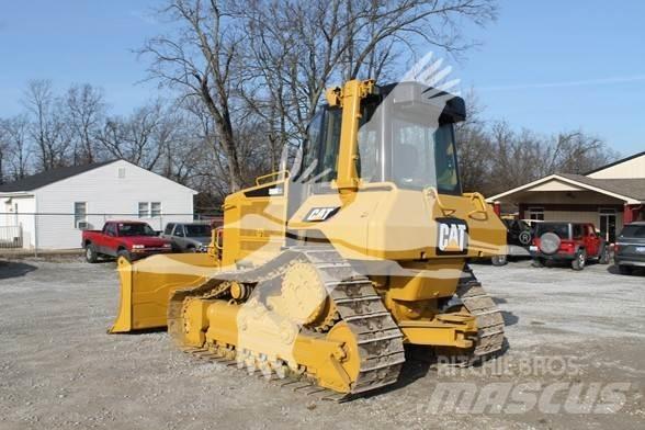 CAT D6N XL Гусеничні бульдозери