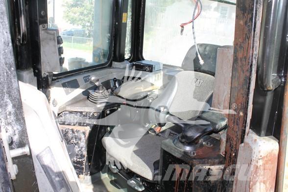 CAT D6T LGP Гусеничні бульдозери