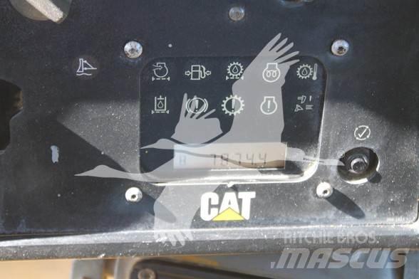 CAT D6T XL Гусеничні бульдозери