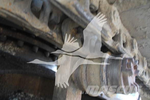 CAT E110B Гусеничні екскаватори