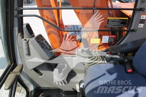 Hitachi ZX120 Гусеничні екскаватори