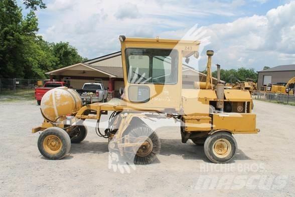 Rosco RB28 Підмітальні машини