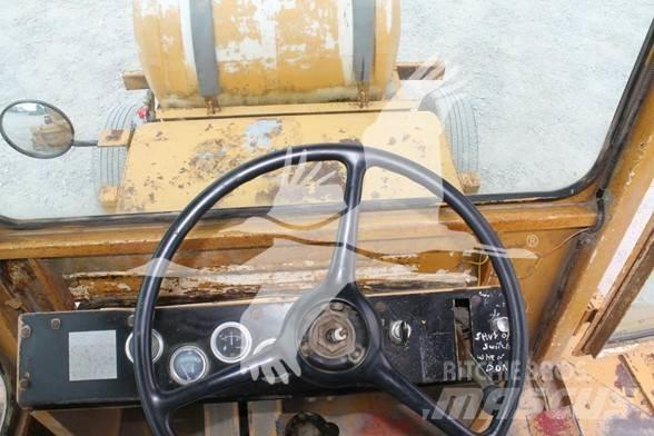 Rosco RB28 Підмітальні машини