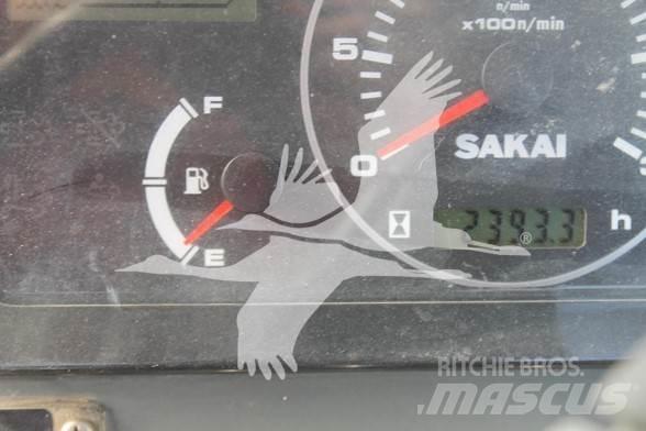 Sakai SW884 Грунтові котки