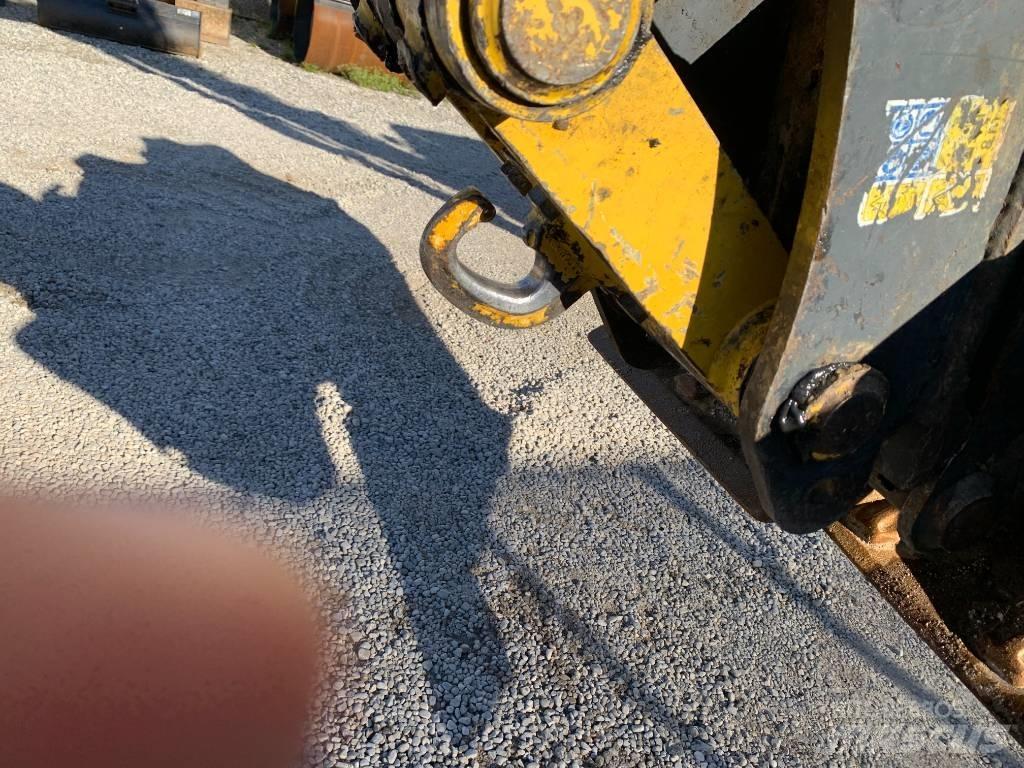 Komatsu PC 88 MR-10 Гусеничні екскаватори