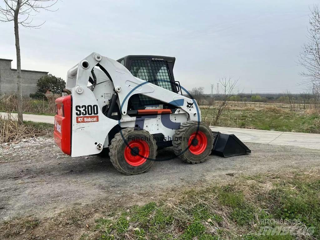 Bobcat S 330 Міні-навантажувачі