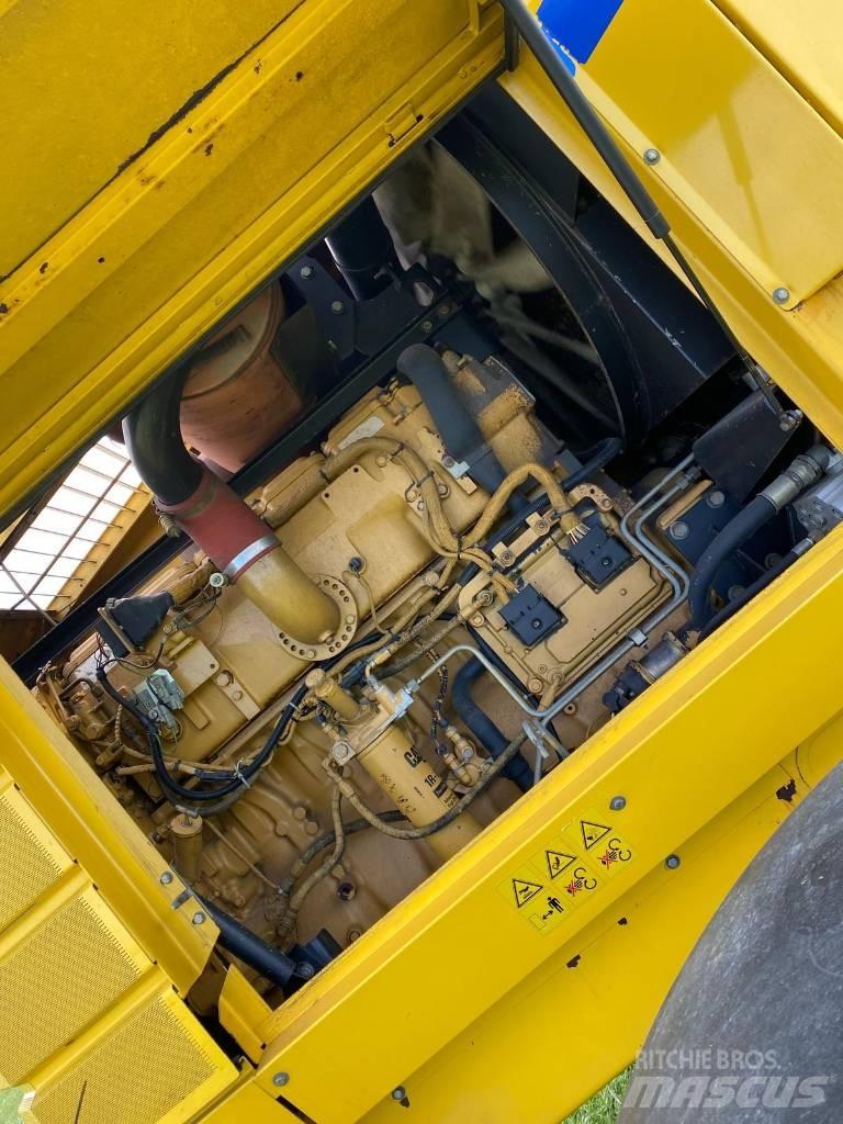 New Holland FX 60 Кормозбиральні комбайни