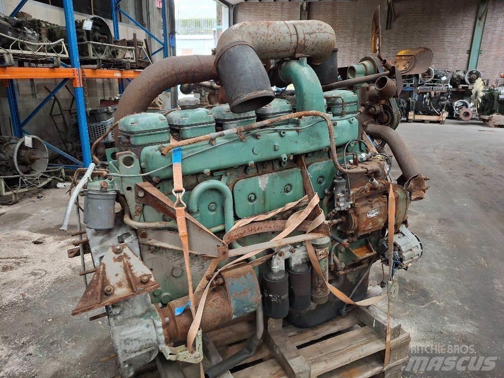 Volvo TD100A Двигуни
