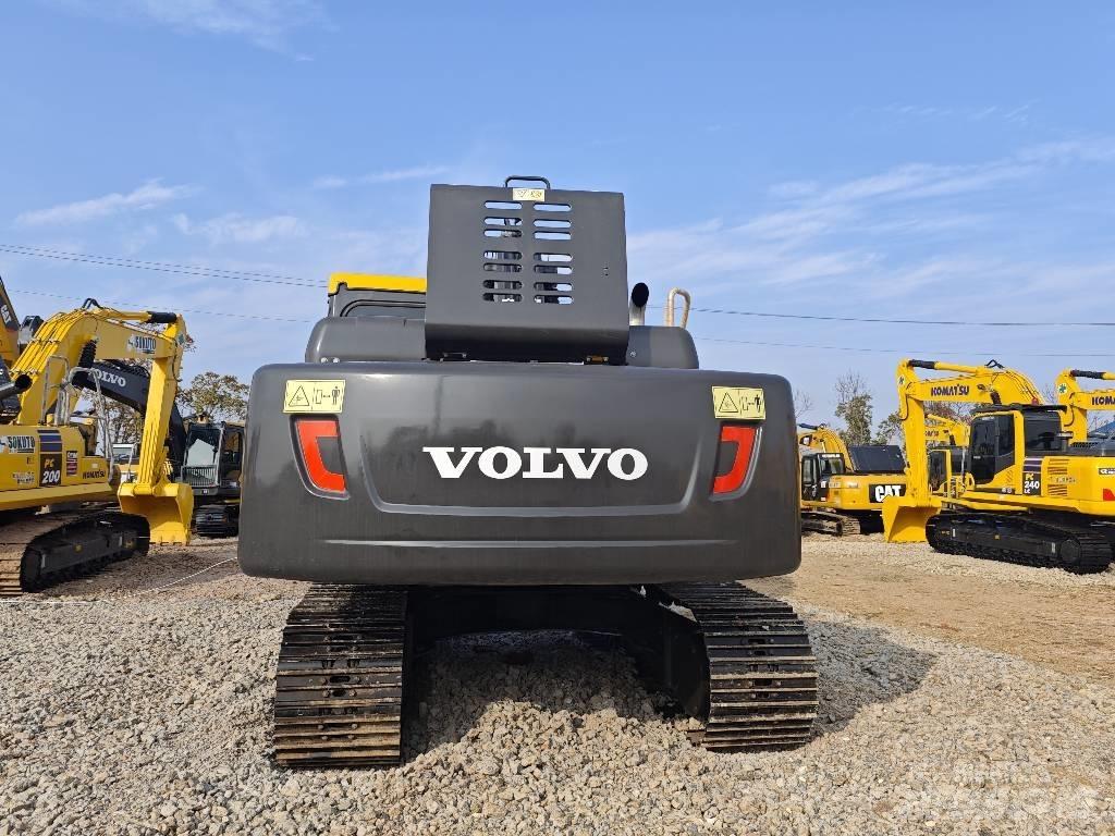 Volvo EC 210 Гусеничні екскаватори
