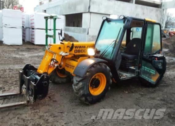 JCB 525-60 Телескопічні навантажувачі